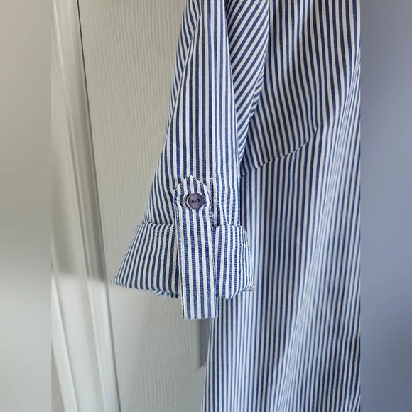 Speed Control Long Button-Down Shirt - Picture 4 of 4